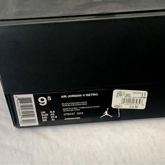 Jordan 11s Space Jams - Picture 1 of 4